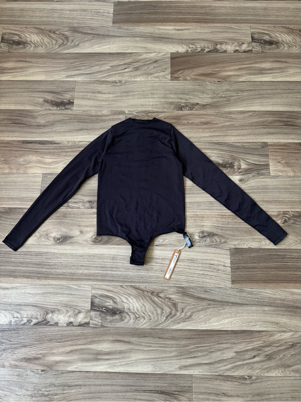 NWT Skims Essential Bodysuits Crew Neck Long Sleeve in Black Size Small/Medium